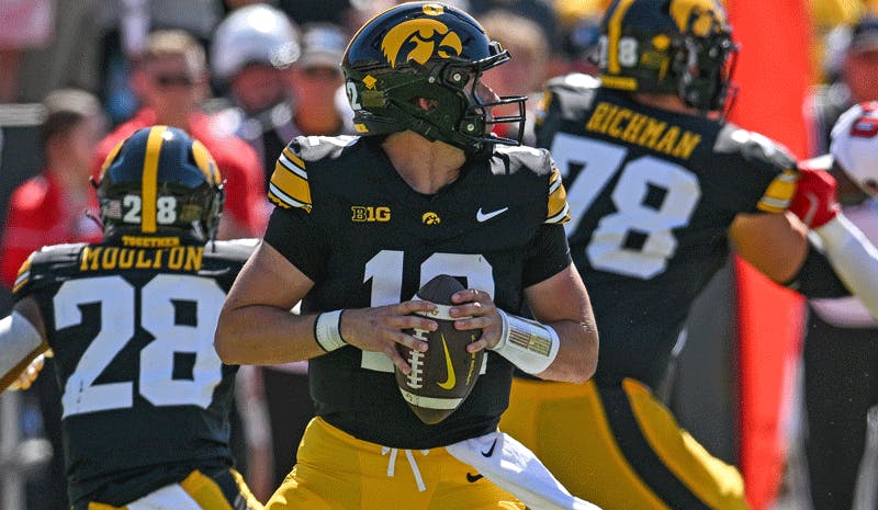 Cade McNamara NCAAF Iowa