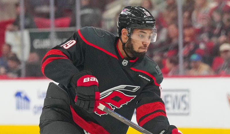Hurricanes vs Canadiens Expert Picks & Game 4 Best Bets 