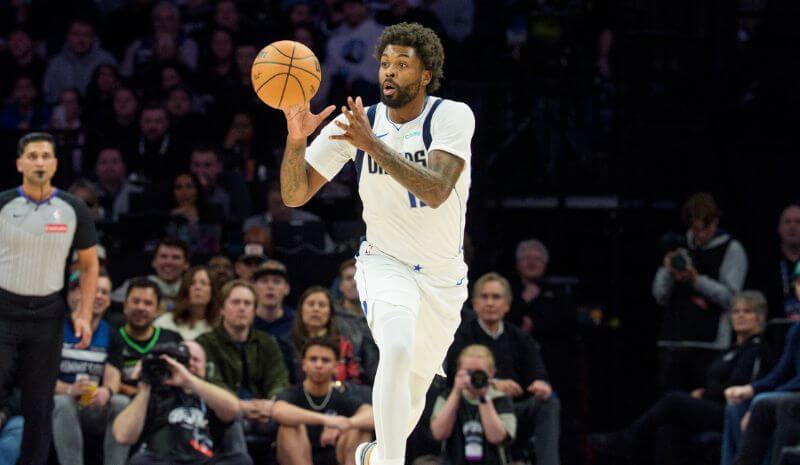 Dallas Mavericks forward Naji Marshall (13) passes.