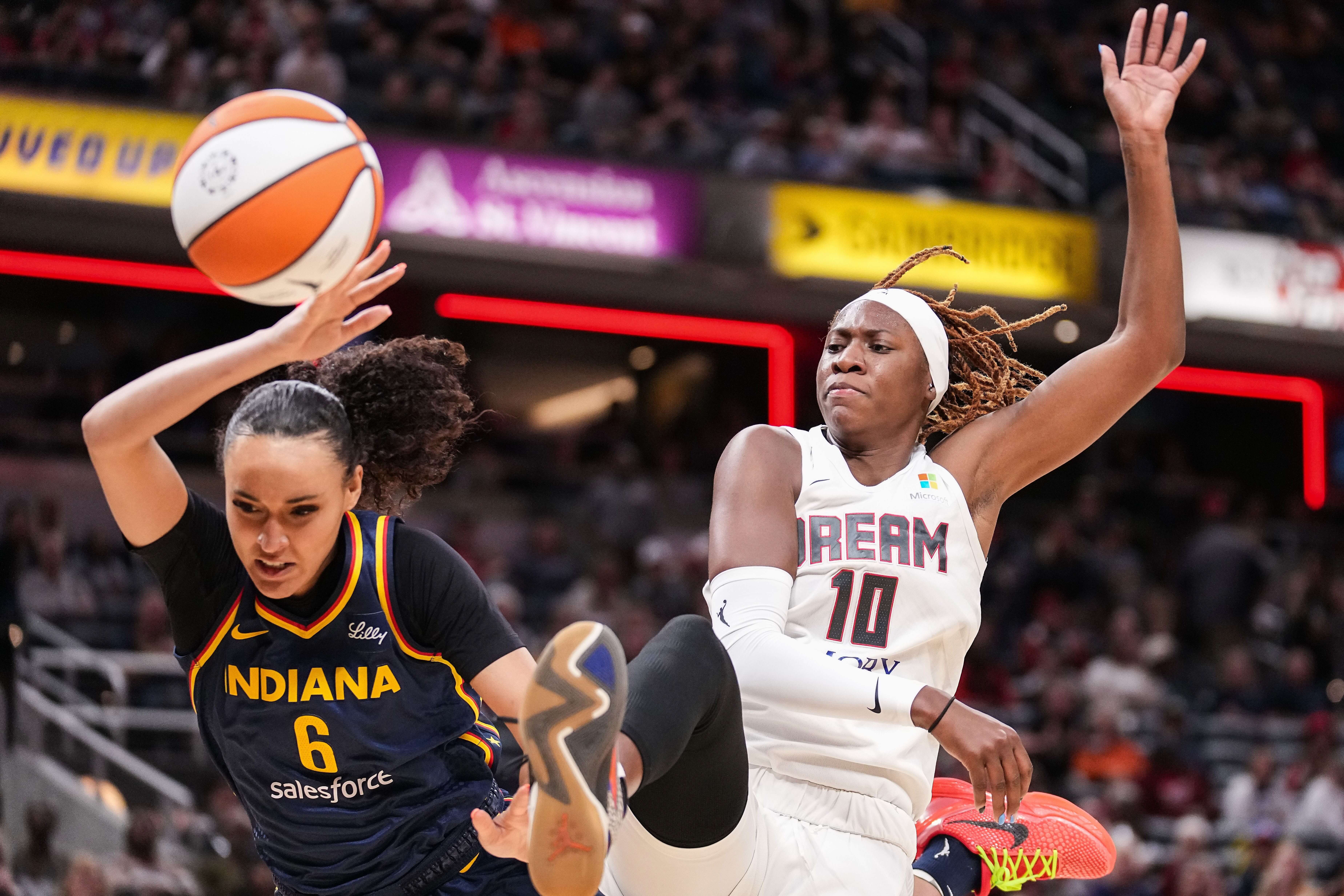 Dream vs Mercury Predictions, Picks, Odds for Tonight’s WNBA Game 