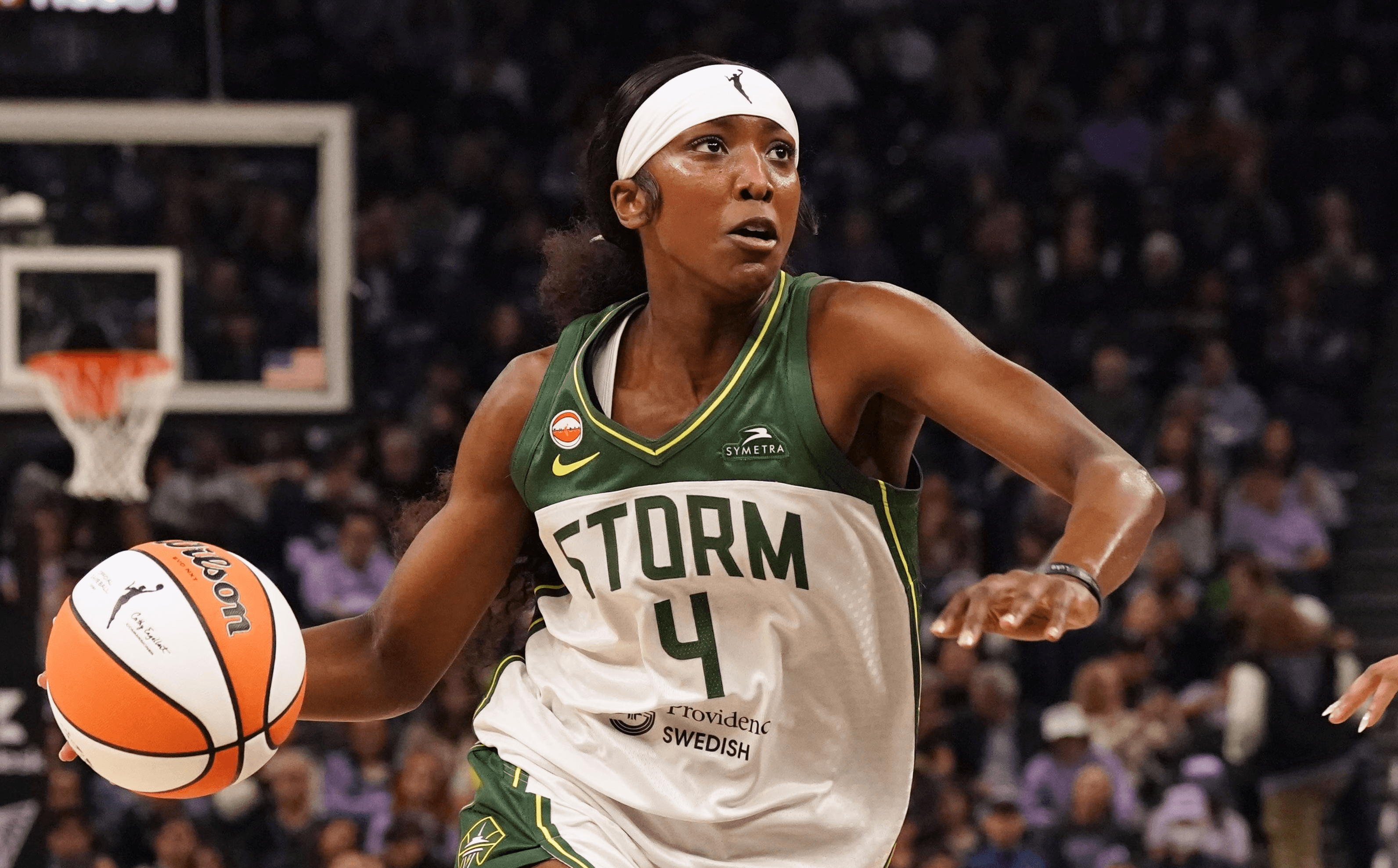 Valkryies vs Storm Prediction, Picks & Odds for Tonight’s WNBA Game 