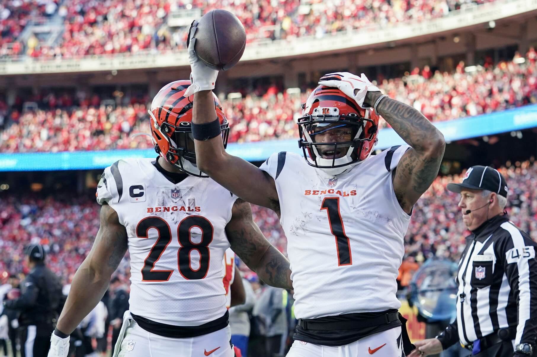 How To Bet - 2023-24 NFL Offensive Player of the Year Award Odds: Bengals' Chase Opens as Odds Leader
