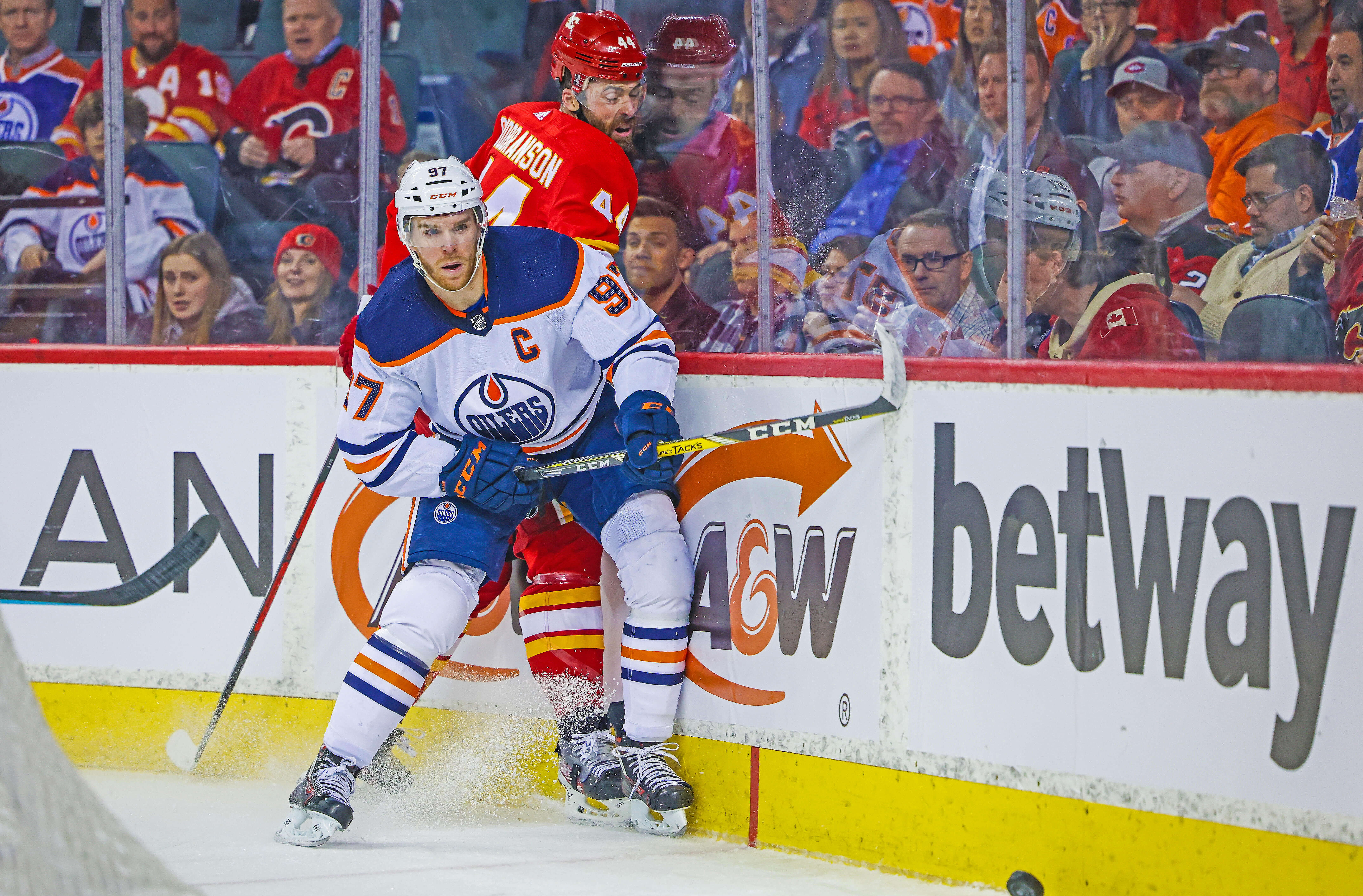 Oilers vs Flames Picks and Predictions: McDavid and Co. Flip the Script