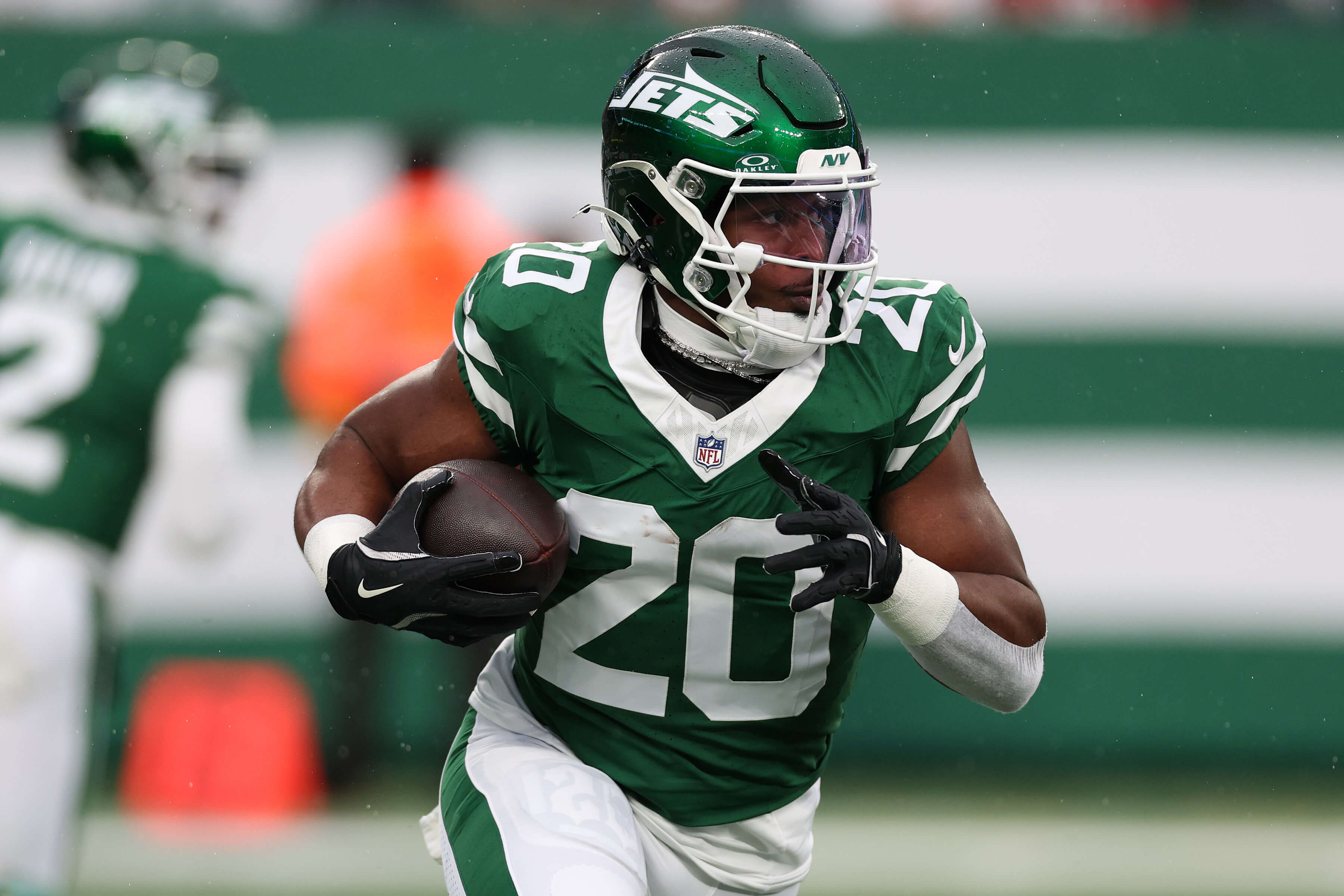 How To Bet - Dolphins vs Jets Predictions, Picks & Best Bets for NFL Week 14