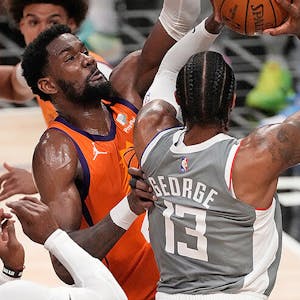 Deandre Ayton Phoenix Suns NBA