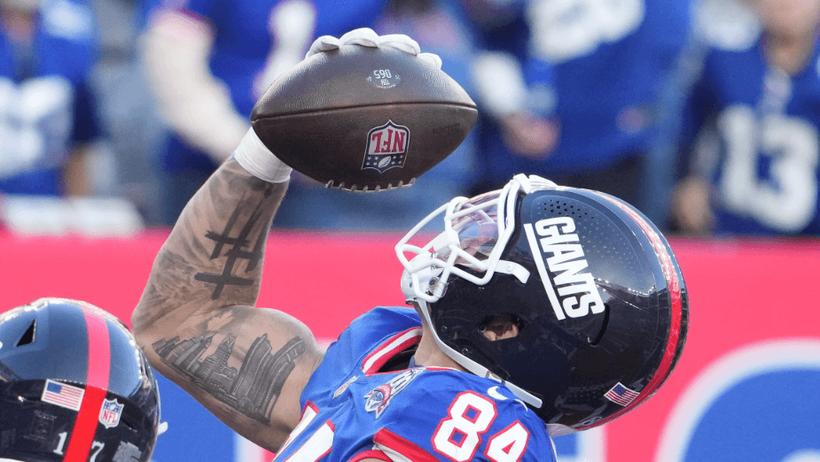 How To Bet - Anytime Touchdown Scorer Eagles vs Giants Prediction: TD Picks for Thursday Night Football Week 6