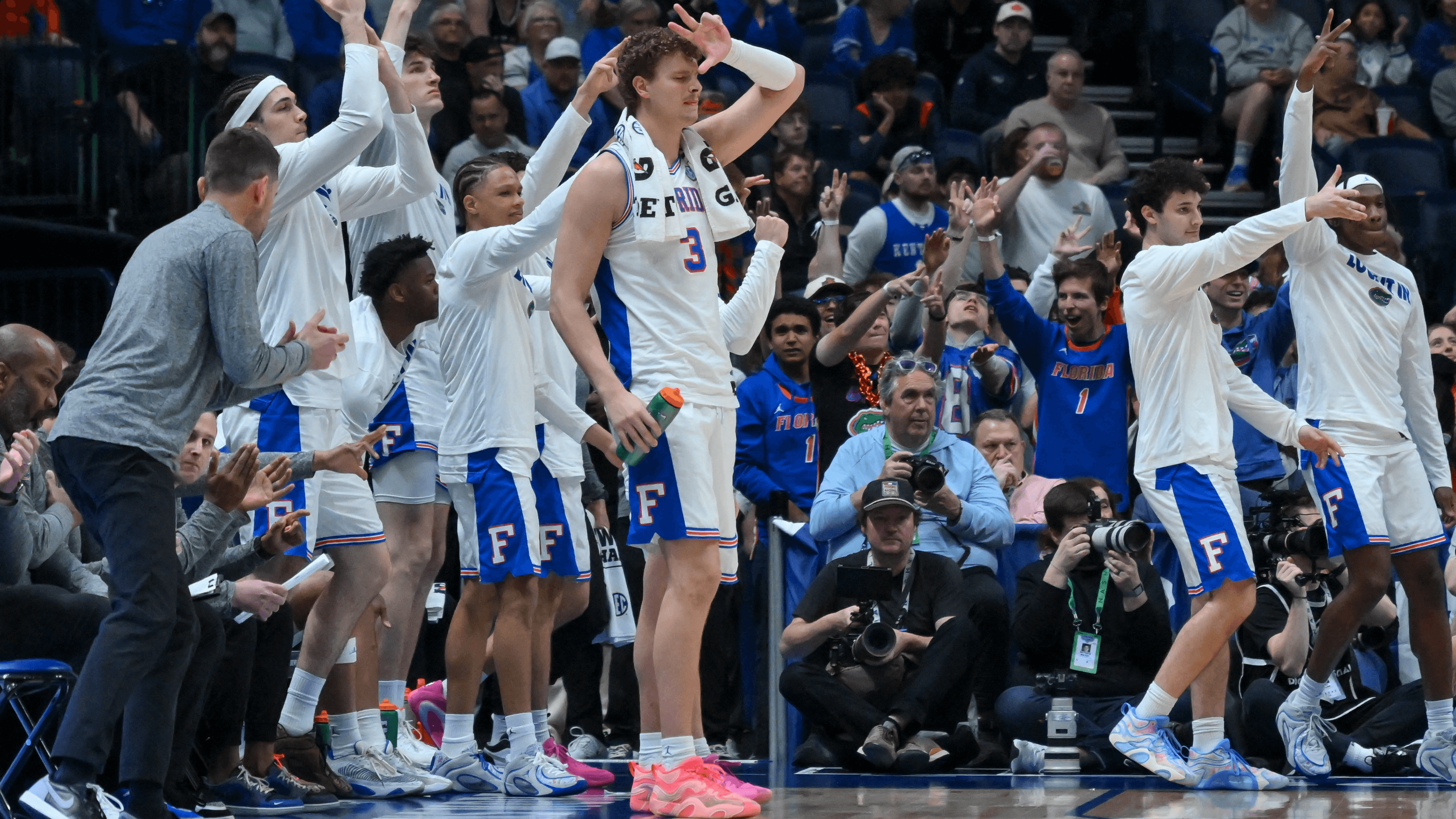 Vanderbilt vs Florida Prediction, Picks & Odds for Today's SEC Tournament Game