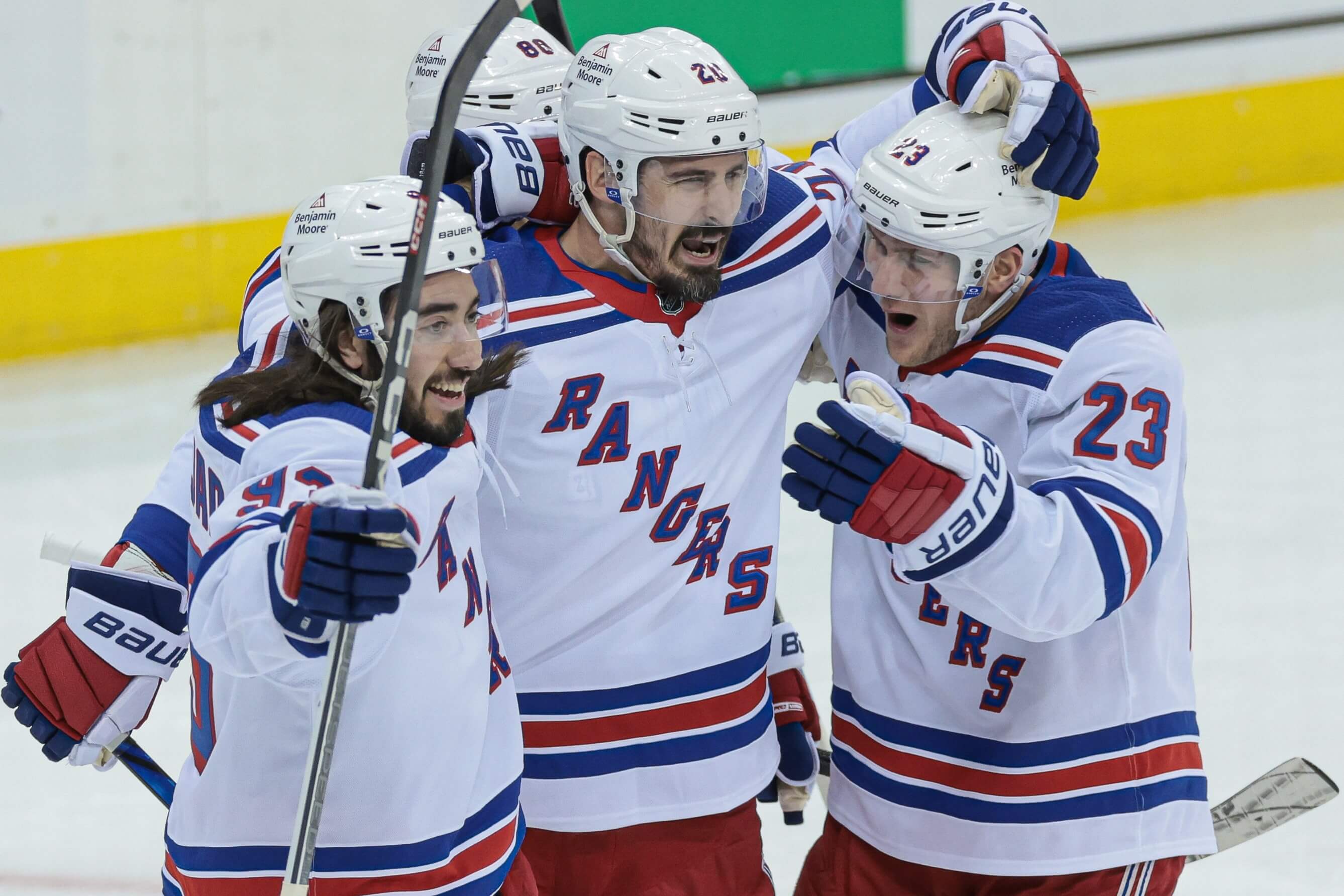 Devils vs. Rangers odds, prediction: Will goaltenders shine again