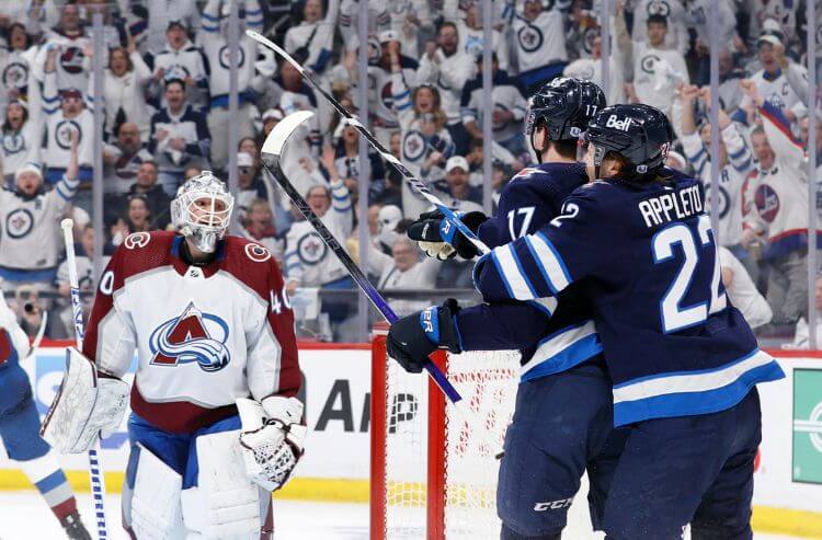 Avalanche vs Jets Predictions, Picks, and Odds for Tonight’s NHL Playoff Game