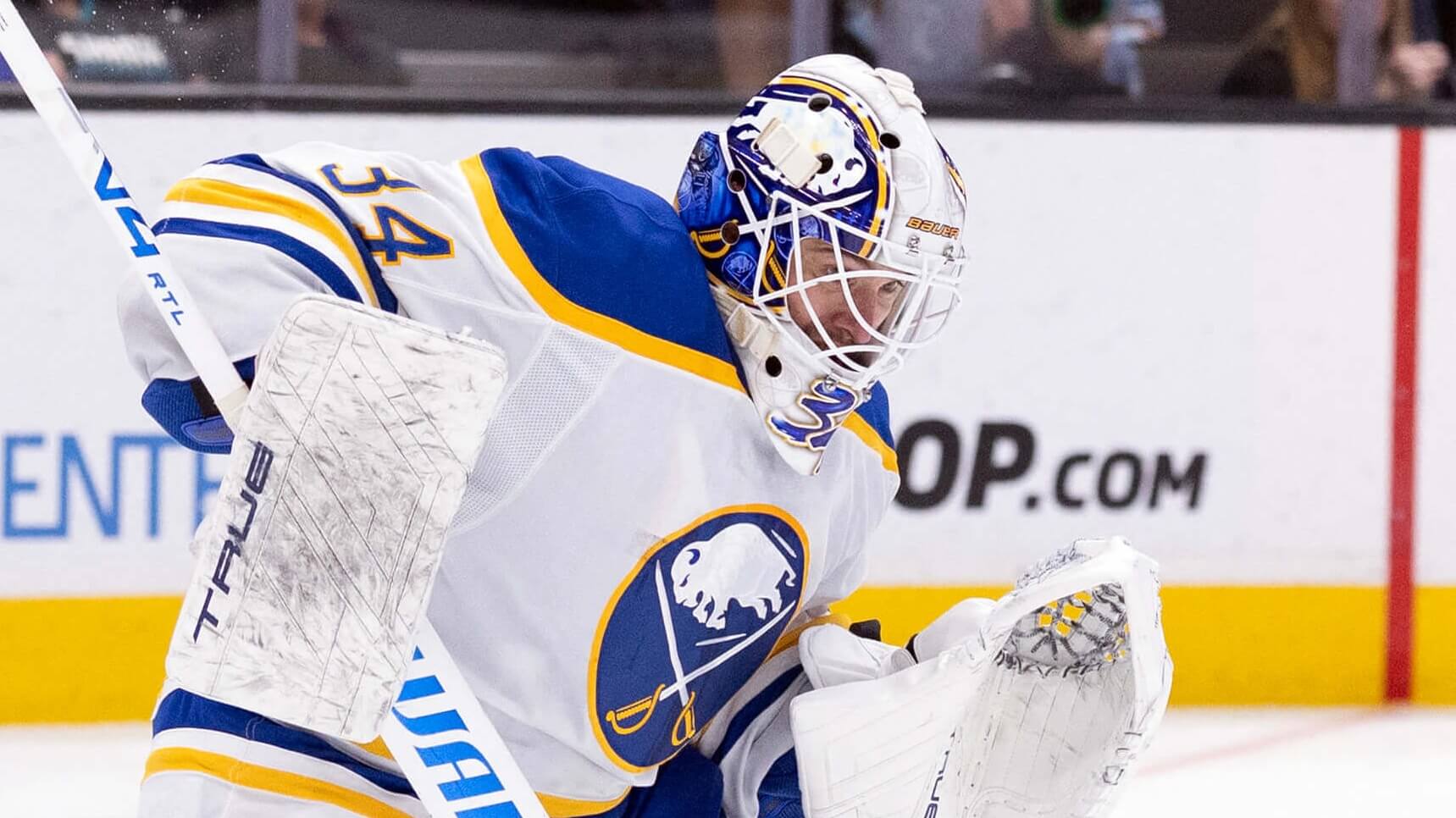 Red Wings vs Sabres Prediction, Picks & Odds for Tonight’s NHL Game