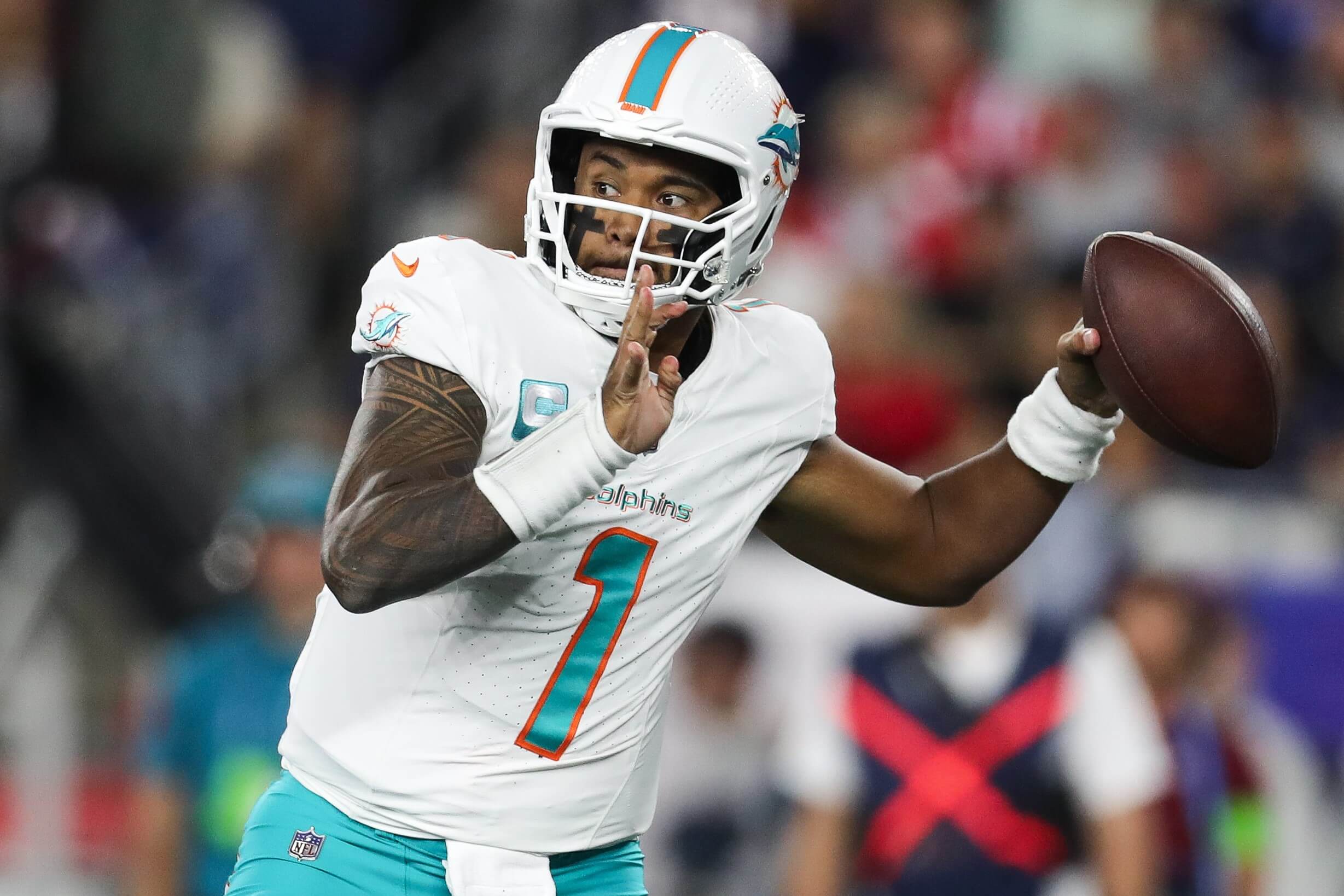 Dolphins vs. Eagles Predictions, Picks, Odds Today: Should You Bet on Tua  Tagovailoa or Jalen Hurts on Sunday Night Football?