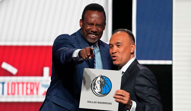 How To Bet - NBA Championship Odds: Mavericks Listed at +2500 After Winning Draft Lottery