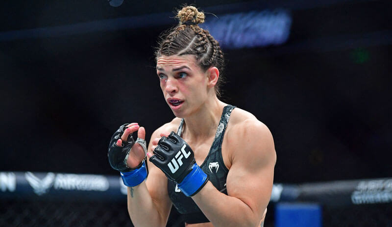 How To Bet - Mackenzie Dern vs Gillian Robertson Predictions, Picks & Odds for UFC 330 in Philadelphia 