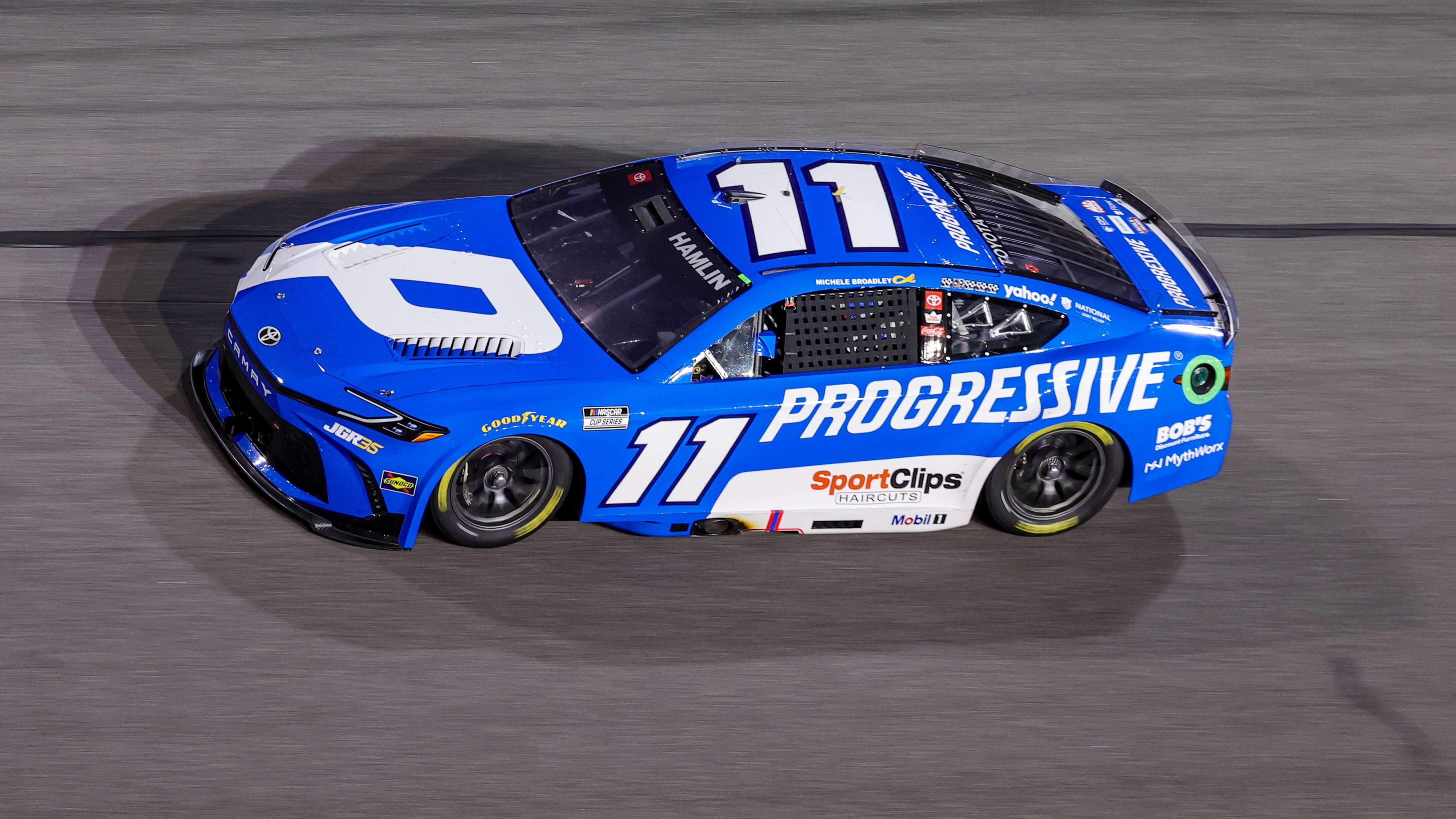 2026 NASCAR Cup Series Odds: Hamlin a Clear-Cut Choice as Postseason Gets Underway