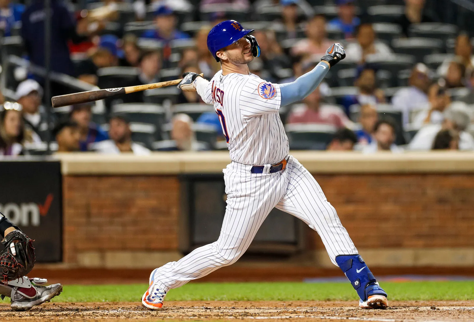 How To Bet - New York Online Sportsbooks Match Best-Ever Revenue Streak with Another Dominating Week 