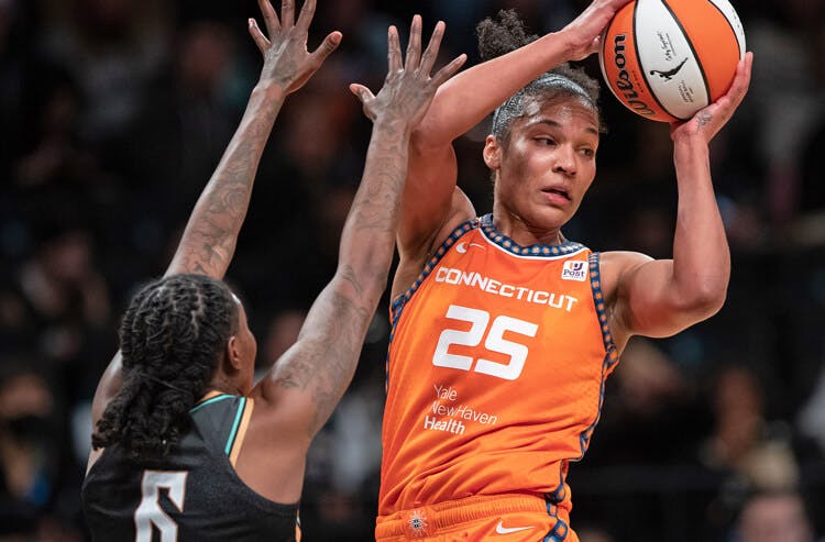 Alyssa Thomas Connecticut Sun WNBA picks