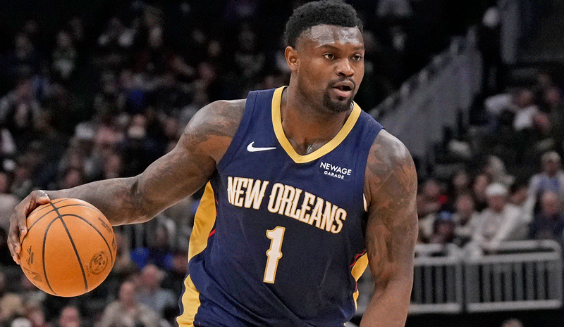 Zion Williamson (1) during the game against the Milwaukee Bucks at Fiserv Forum.