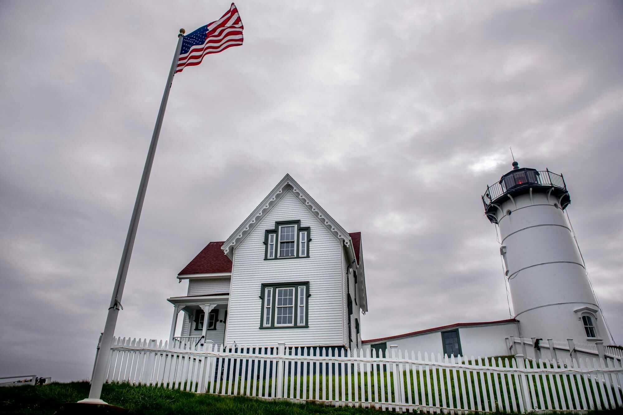 Maine Governor Hits Pause on Online Casino Bill Until 2026