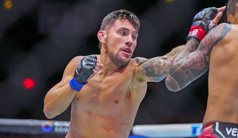 How To Bet - Edson Barboza vs Esteban Ribovics Predictions, Picks & Odds for UFC 330 in Philadelphia 