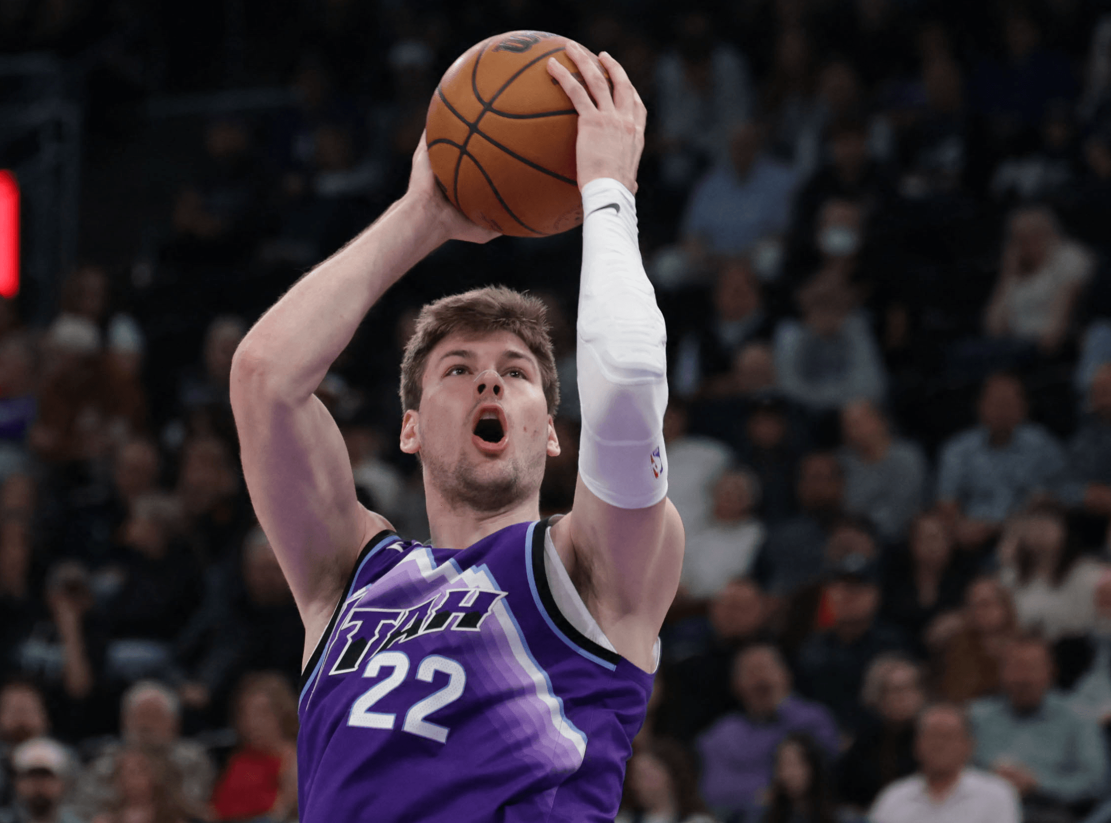 Jazz vs Suns Prediction, Picks & Odds for Tonight’s NBA Game