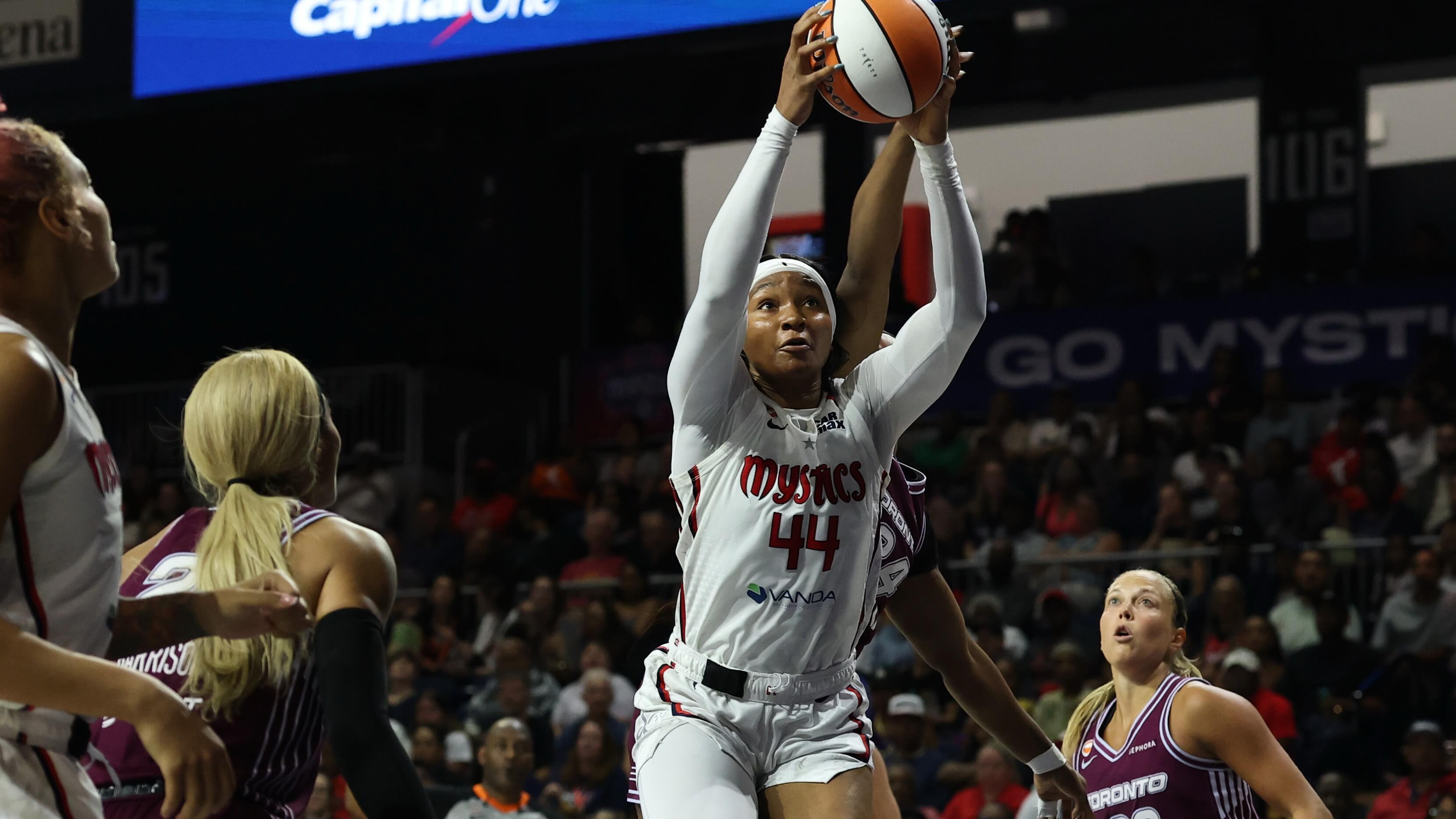 Mystics vs Mercury Prediction, Picks & Odds for Tonight’s WNBA Game