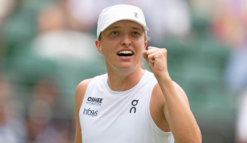Swiatek vs Bencic Predictions, Picks & Odds for Today's Wimbledon Semifinal