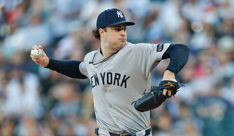 New York Yankees starting pitcher Cam Schlittler (31).