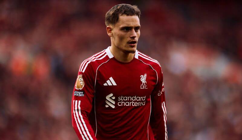 How To Bet - Liverpool vs Man United Predictions, Picks & Odds for Sunday’s Premier League Match
