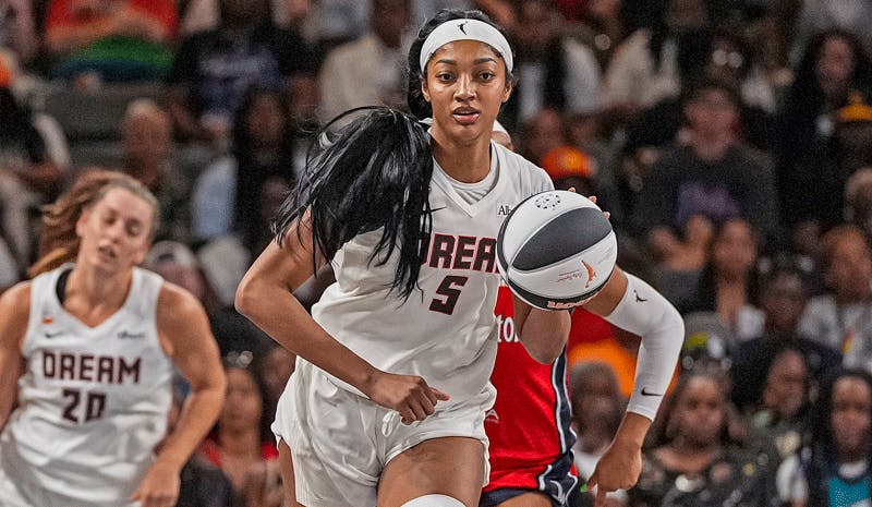 Dream vs Sky Prediction, Picks & Odds for Tonight’s WNBA Game