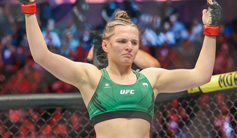 Erin Blanchfield vs Maycee Barber Predictions, Picks & Odds