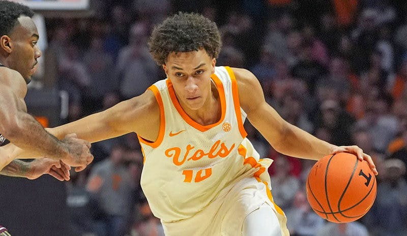 Tennessee vs Alabama Prediction, Picks & Odds for Tonight's College Basketball Game 
