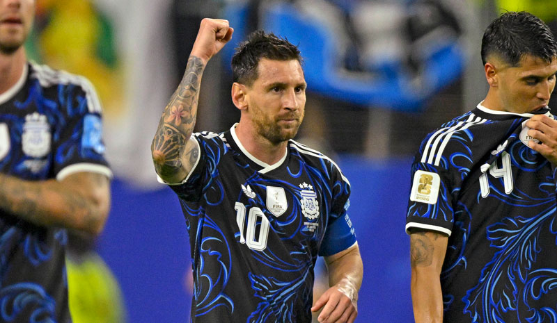 Argentina forward Lionel Messi (10).