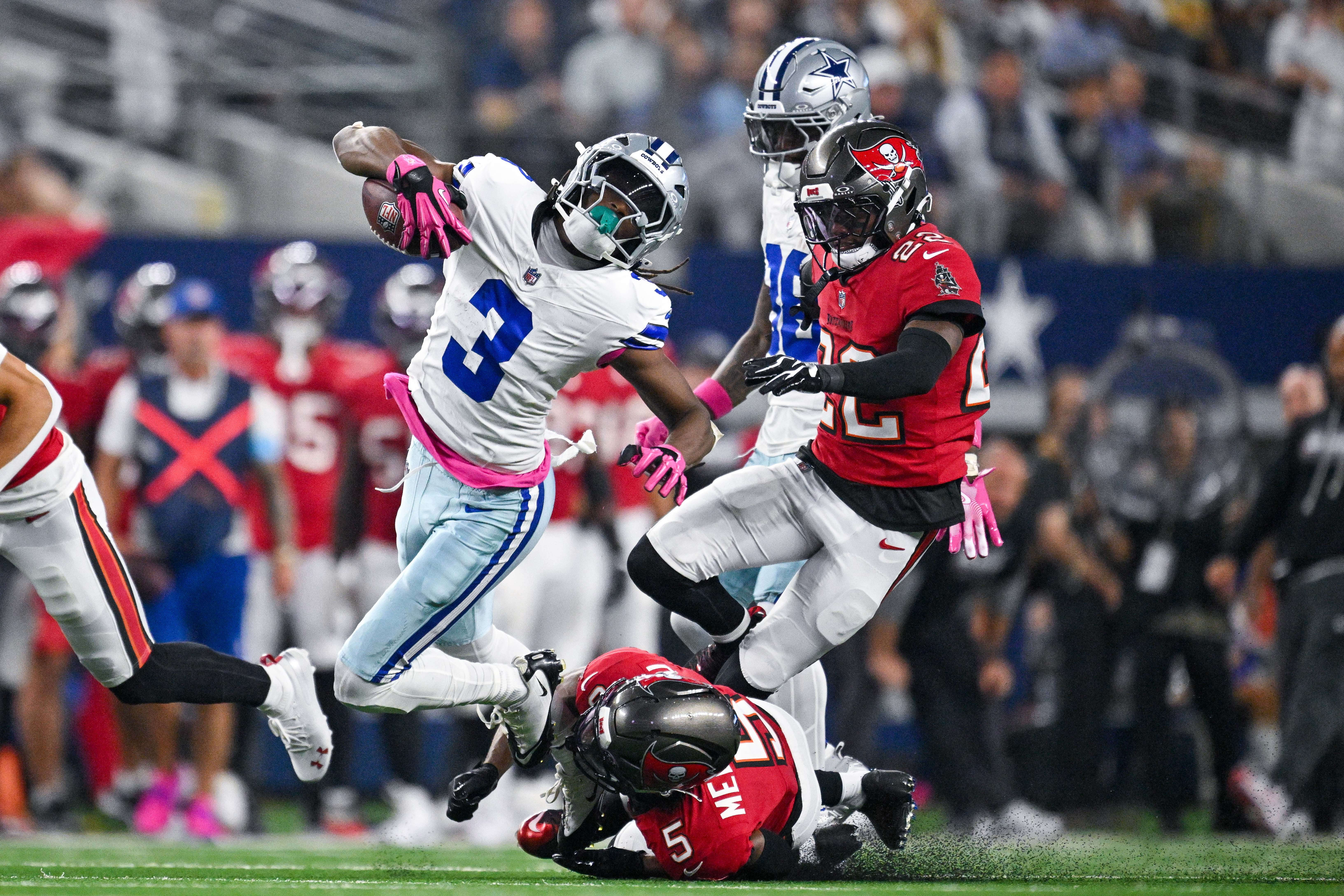 How To Bet - Cowboys’ Shock Loss Eliminates Over 2,500 in Circa Survivor