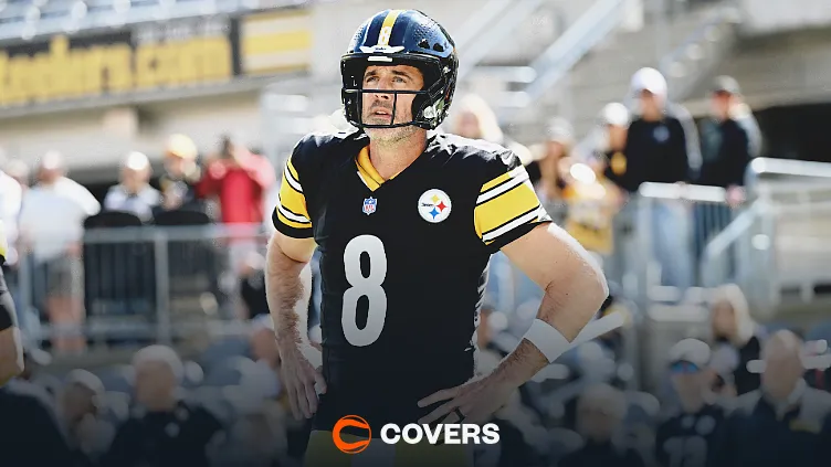 Steelers vs Browns smart money and live Kalshi odds. Steelers quarterback Aaron Rodgers (8) warms up for a game.