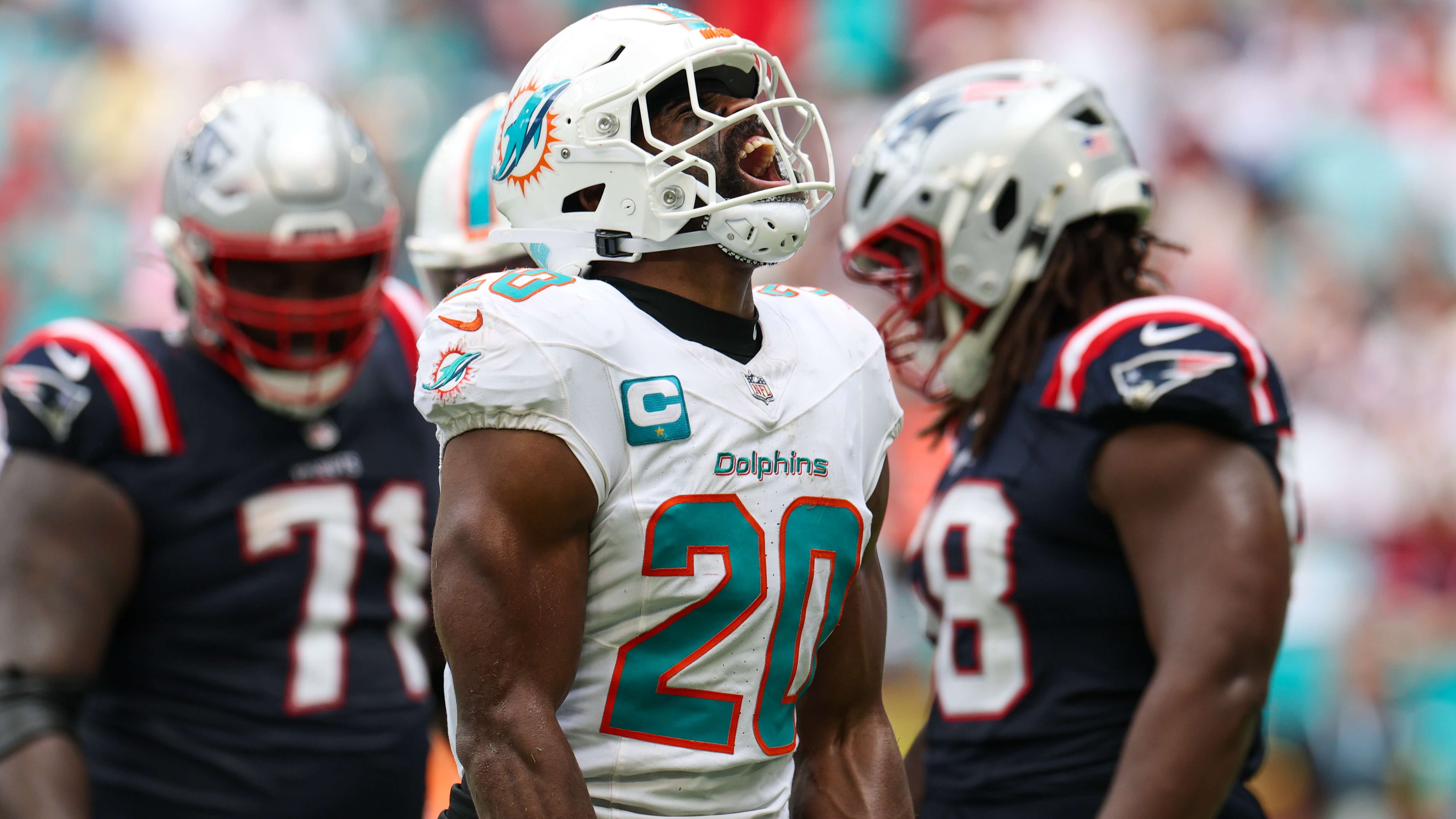 Miami Dolphins NFL Jordyn Brooks 