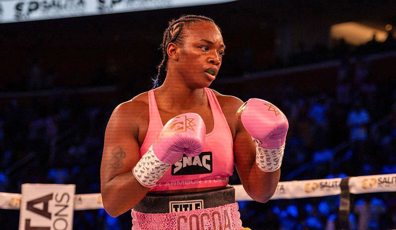 Claressa Shields vs Kaye Scott Predictions, Picks & Odds for Tonight's Middleweight Fight 