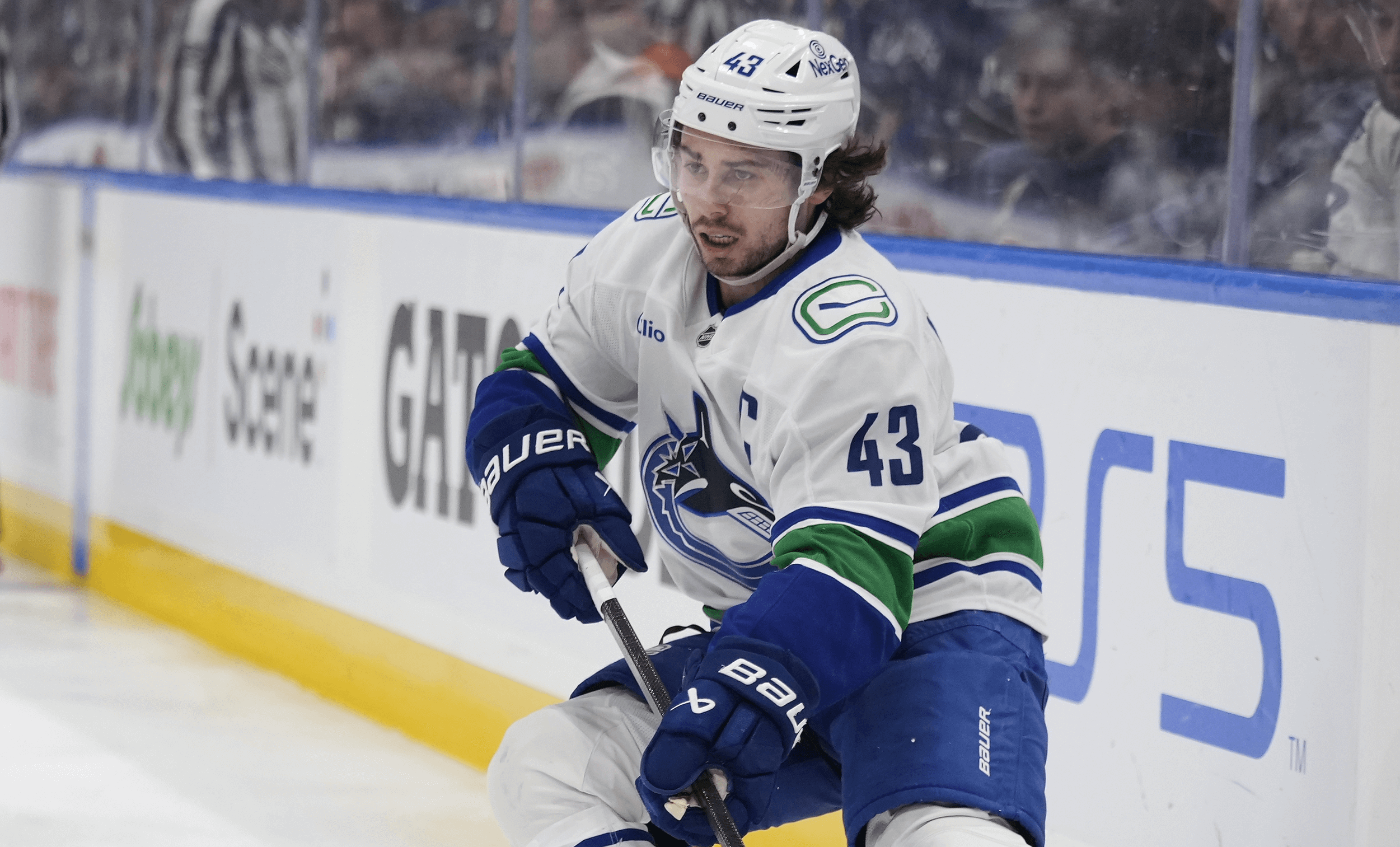 How To Bet - Canucks vs Oilers Prediction, Picks & Odds for Tonight’s NHL Game