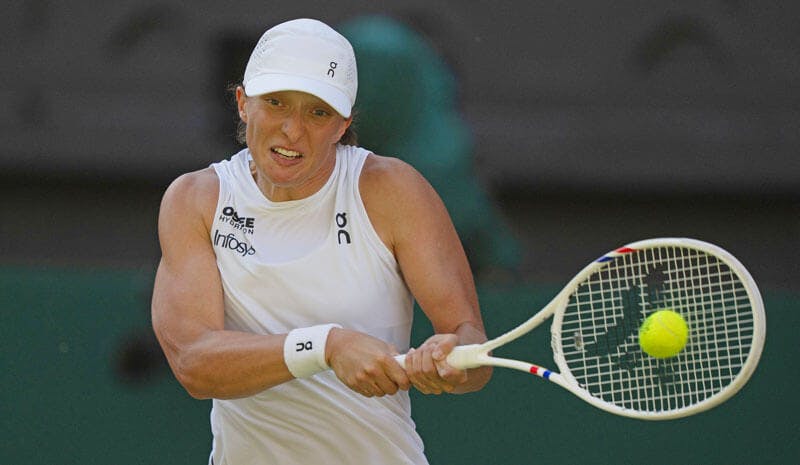 Swiatek vs Anisimova Predictions, Picks & Odds for Saturday's Wimbledon Final