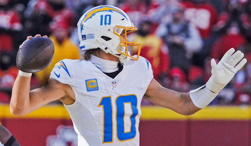 How To Bet - Chargers vs Cowboys Predictions - Early Picks & Odds for Week 16