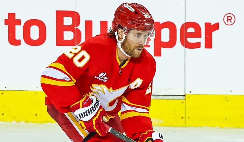 Kings vs Flames Prediction, Picks & Odds for Tonight’s NHL Game