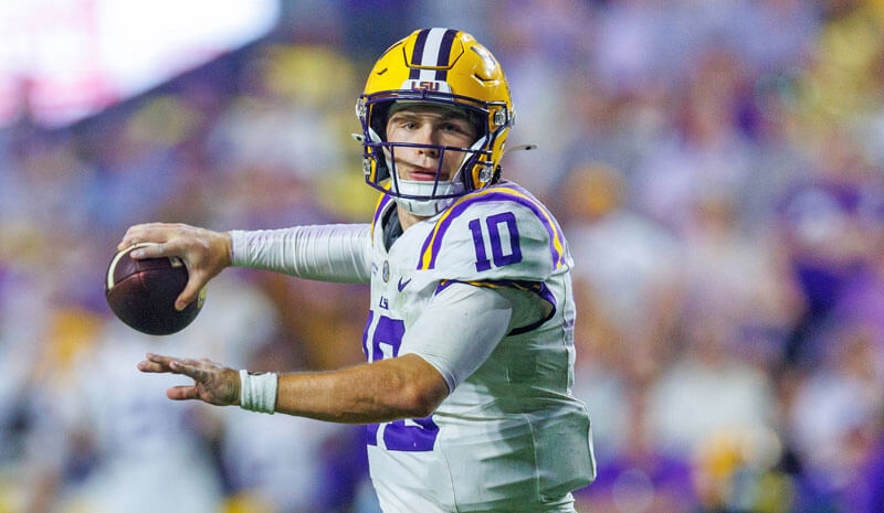 LSU Tigers quarterback Sam Leavitt (10).