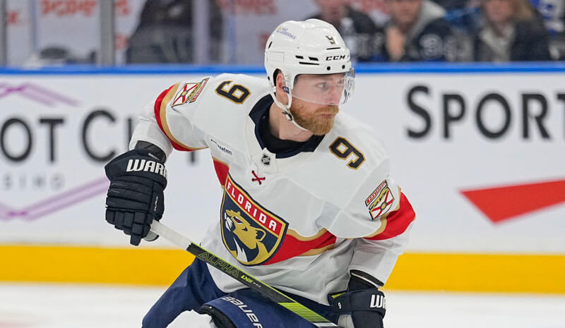 Panthers vs Lightning Prediction, Picks & Best Bets for Tonight's NHL Playoffs Game 5