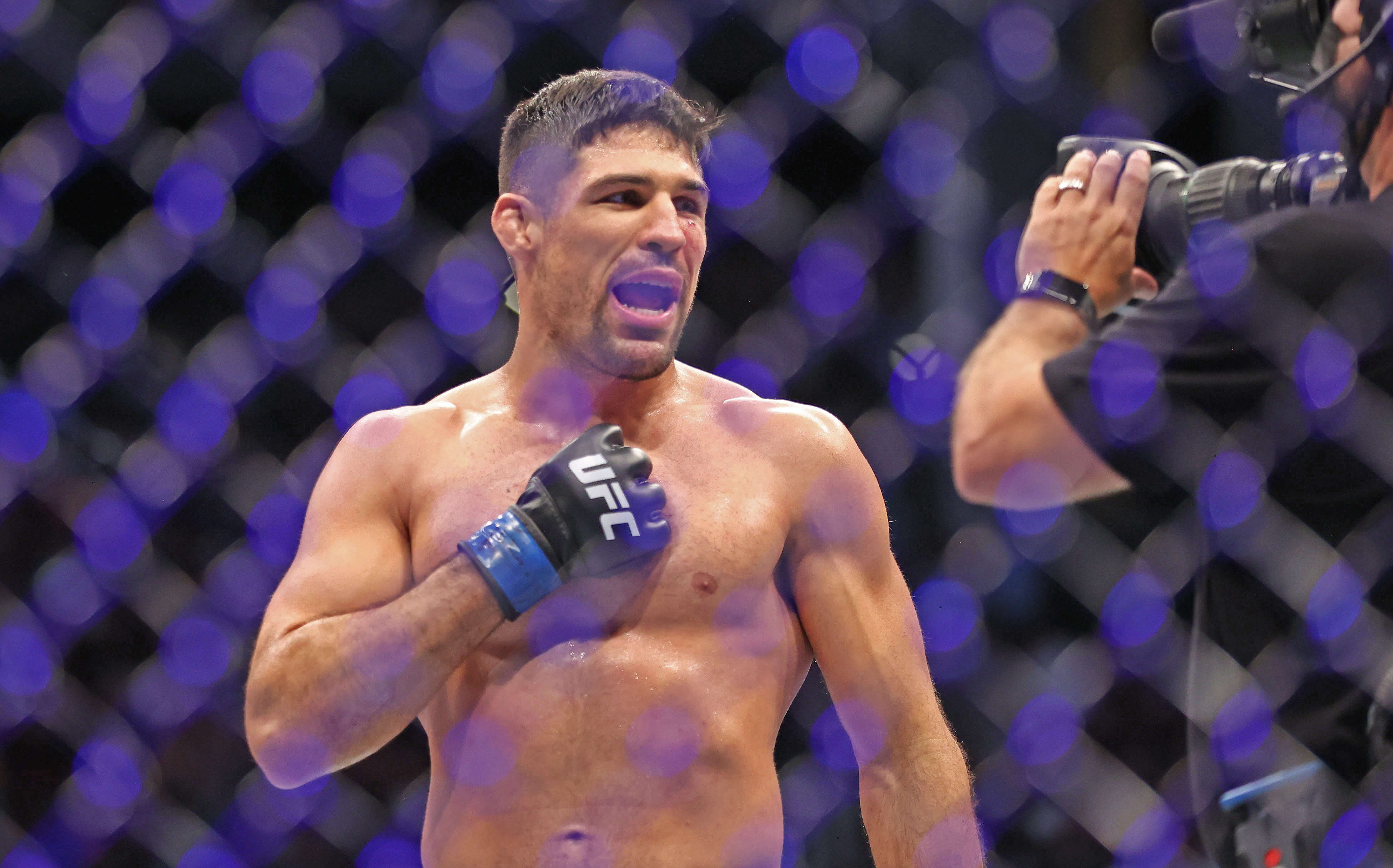 How To Bet - UFC Fight Night Luque vs Muhammad Picks and Predictions: Vicente Remains Victorious