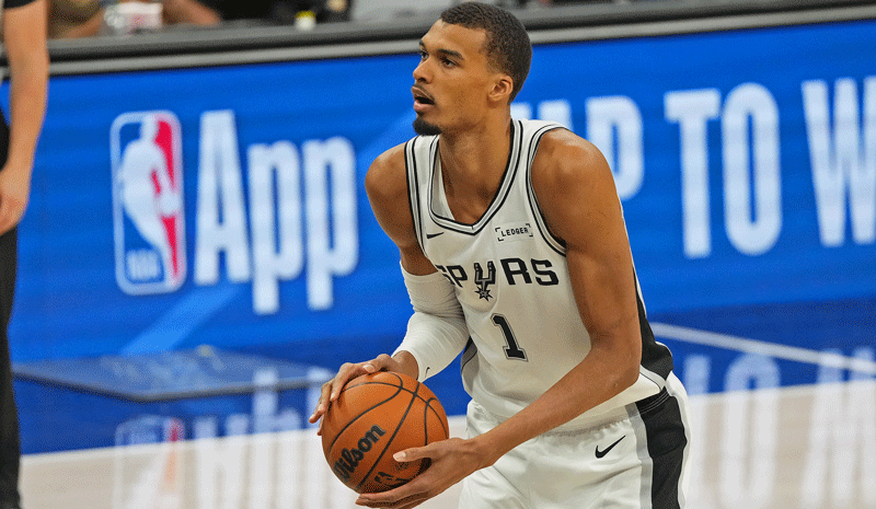 Thunder vs Spurs Prediction, Picks & Odds for Tonight's NBA Playoffs Game 6