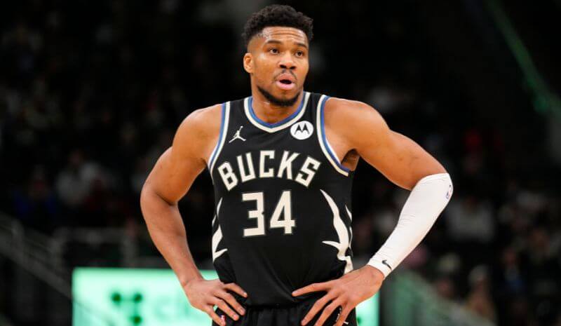 How To Bet - Giannis Antetokounmpo Next Team Odds: Staying Put Dominates as Knicks Lurk
