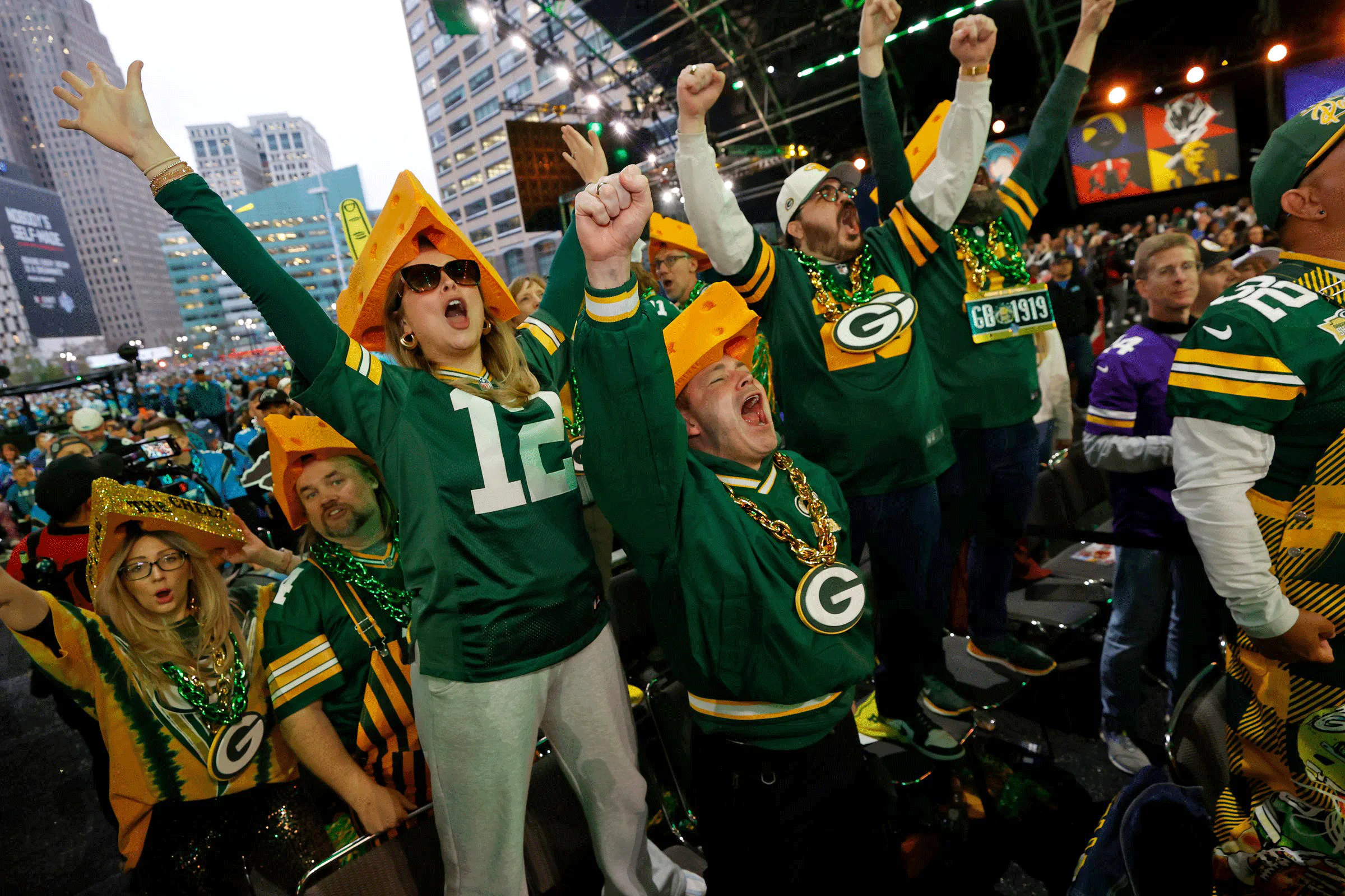 Distraught Packer Fan Green Bay Packers Fans are Loyal – Until They Need a Job