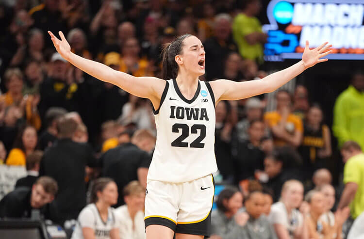 Caitlin Clark Futures Odds: Projecting Indiana Fever's Incoming WNBA Star