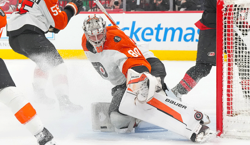 How To Bet - Hurricanes vs Flyers Prediction, Picks & Odds for Tonight's NHL Playoffs Game 3