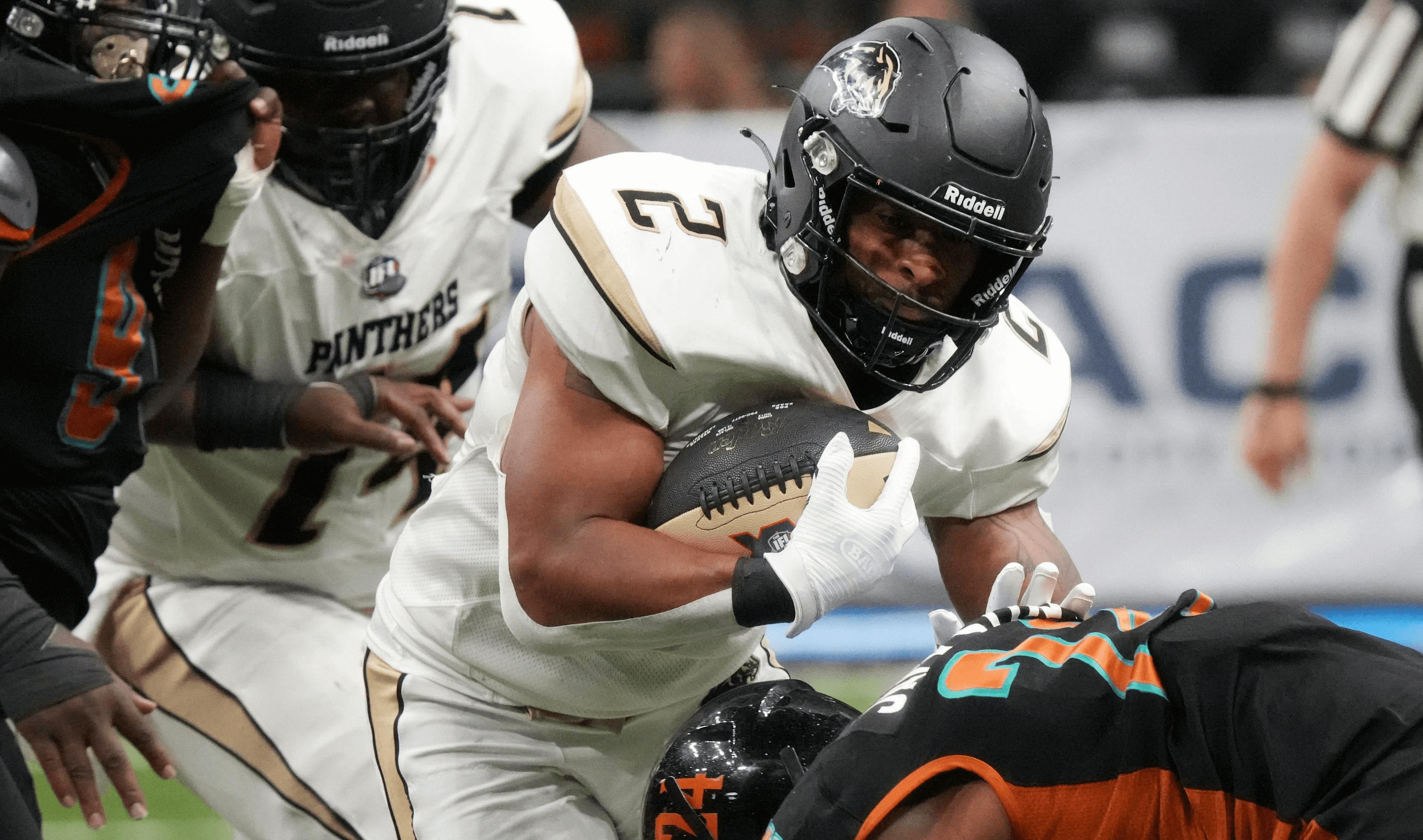Blue Bombers vs Elks Prediction, Picks & Odds for CFL Week 19