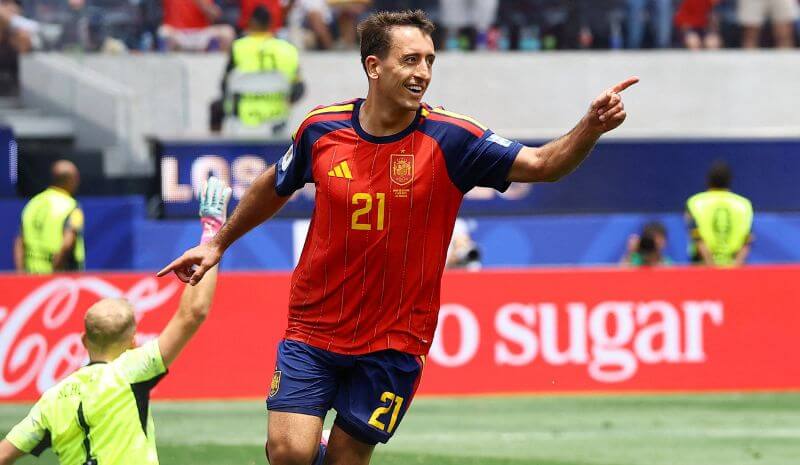 How To Bet - France vs Spain Parlay Picks for Tuesday's World Cup Semifinal